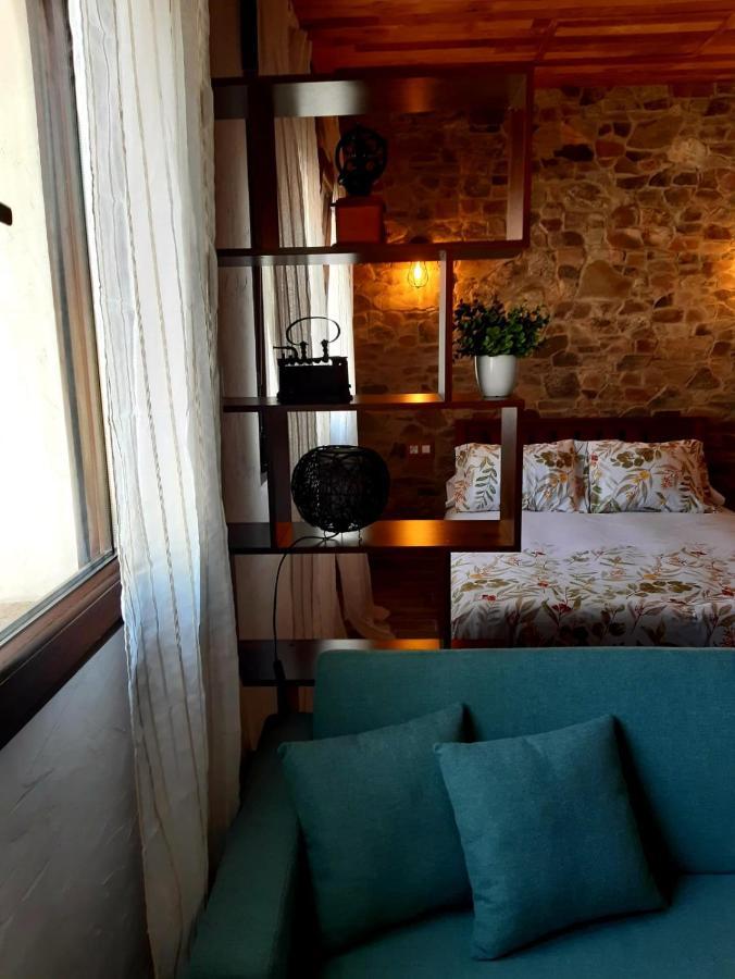 Apartamentos Callampa Torrejón el Rubio Exteriör bild