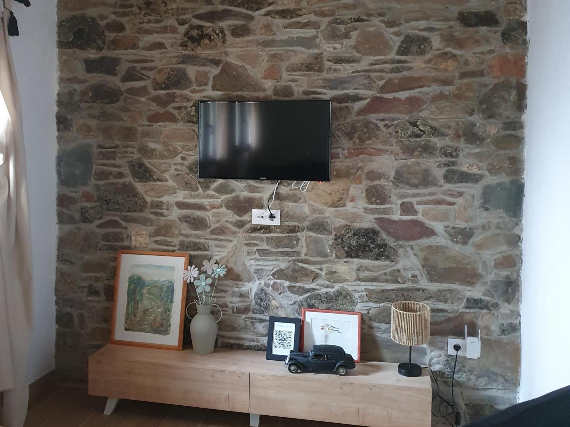 Apartamentos Callampa Torrejón el Rubio Exteriör bild