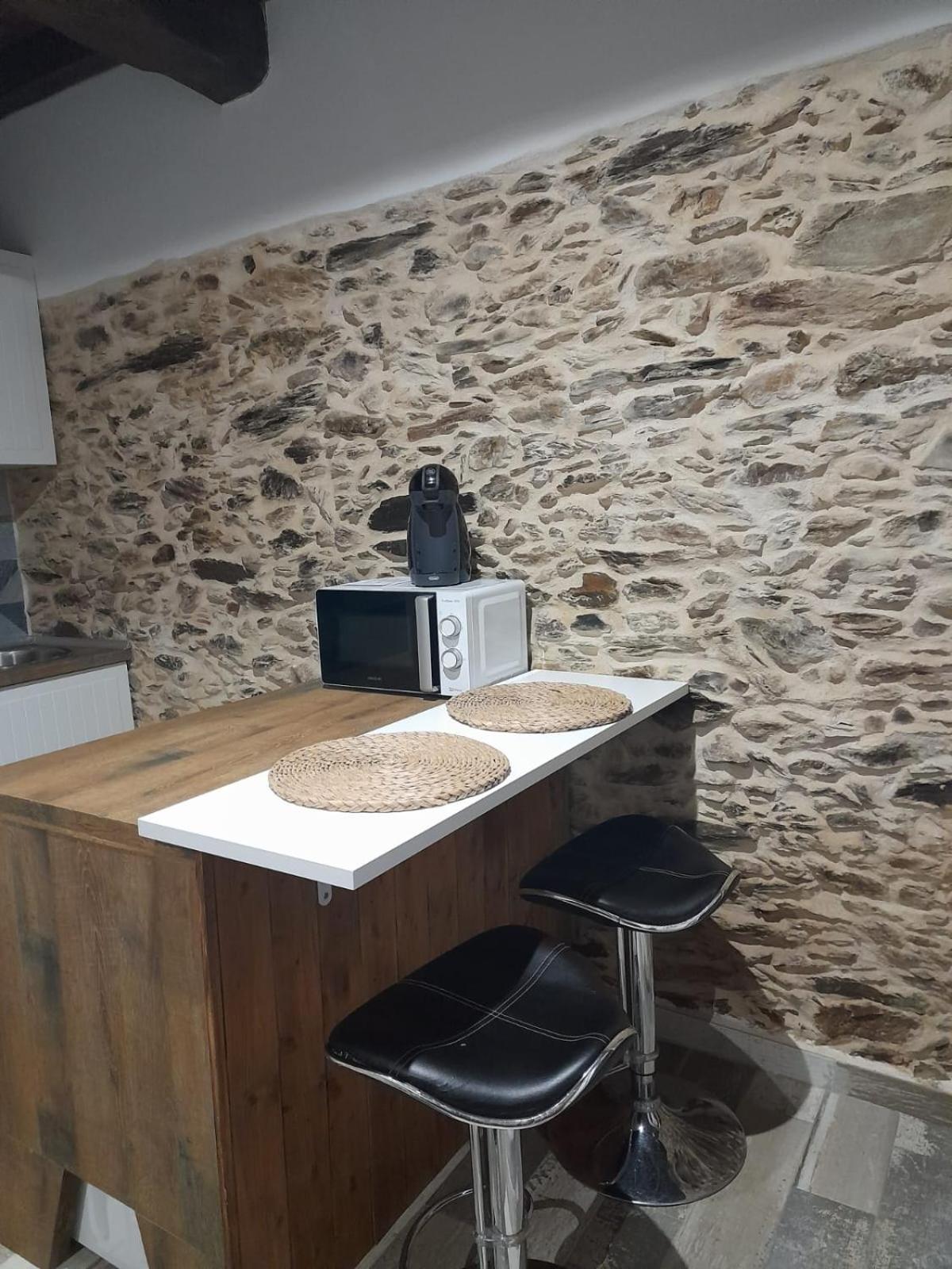Apartamentos Callampa Torrejón el Rubio Exteriör bild